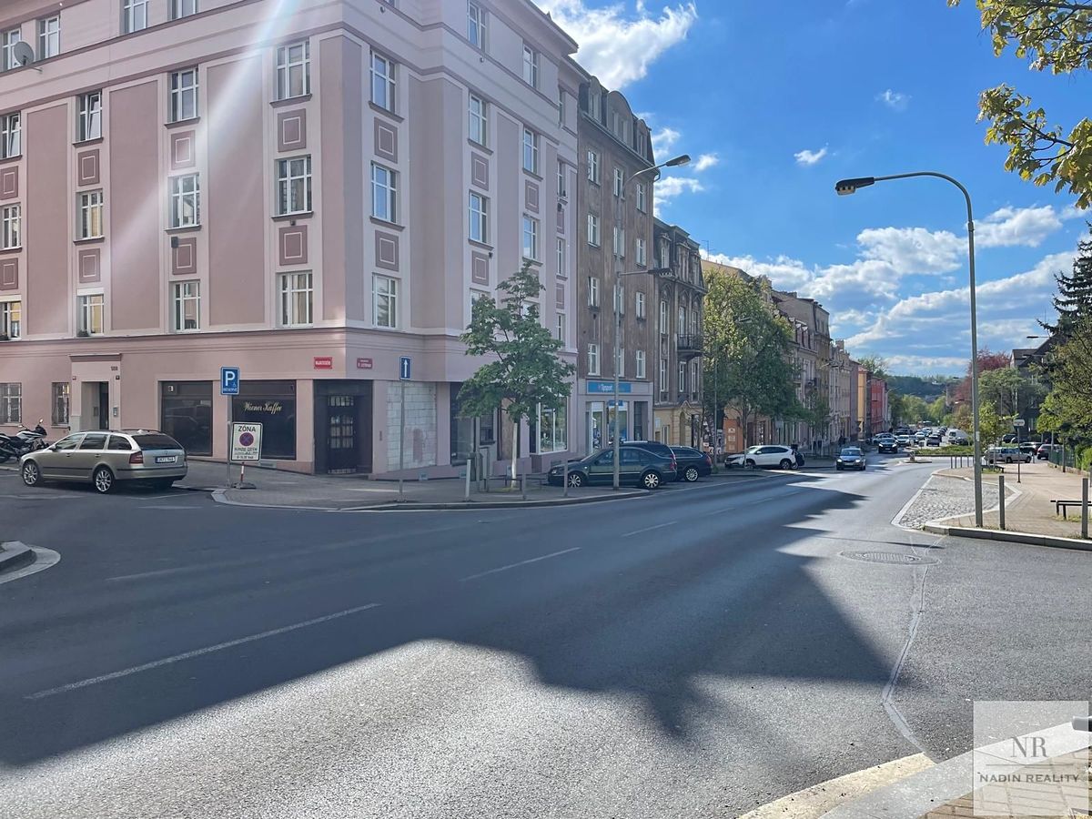 Prodej obchodního prostoru 35 m²