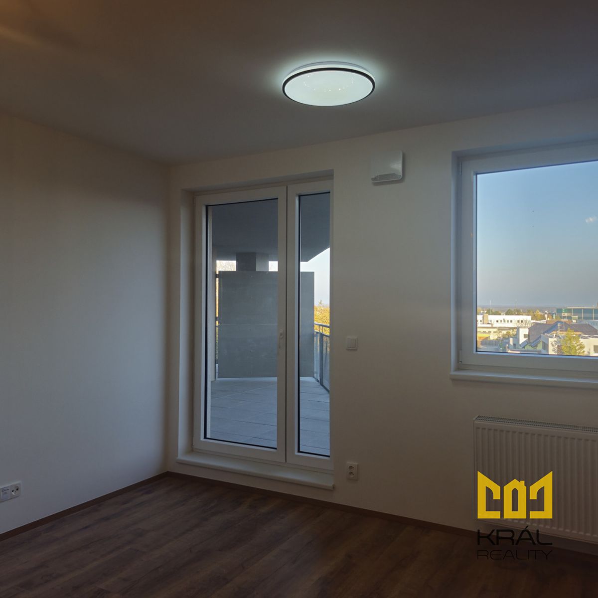 Pronájem bytu 2+kk 67 m² – fotografie 3
