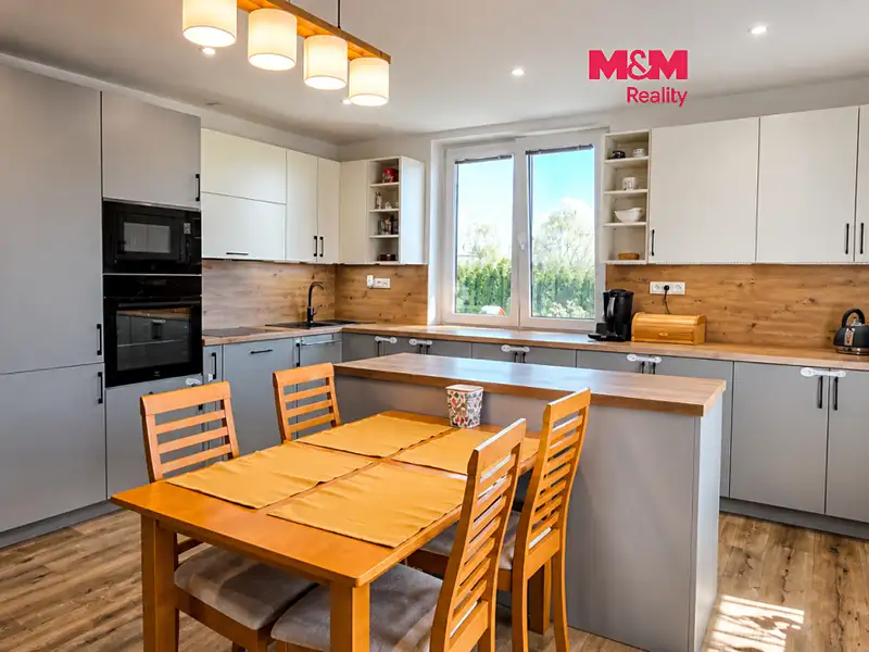 Prodej rodinného domu 129 m², pozemek 882 m², Žehušice – náhled fotky 1
