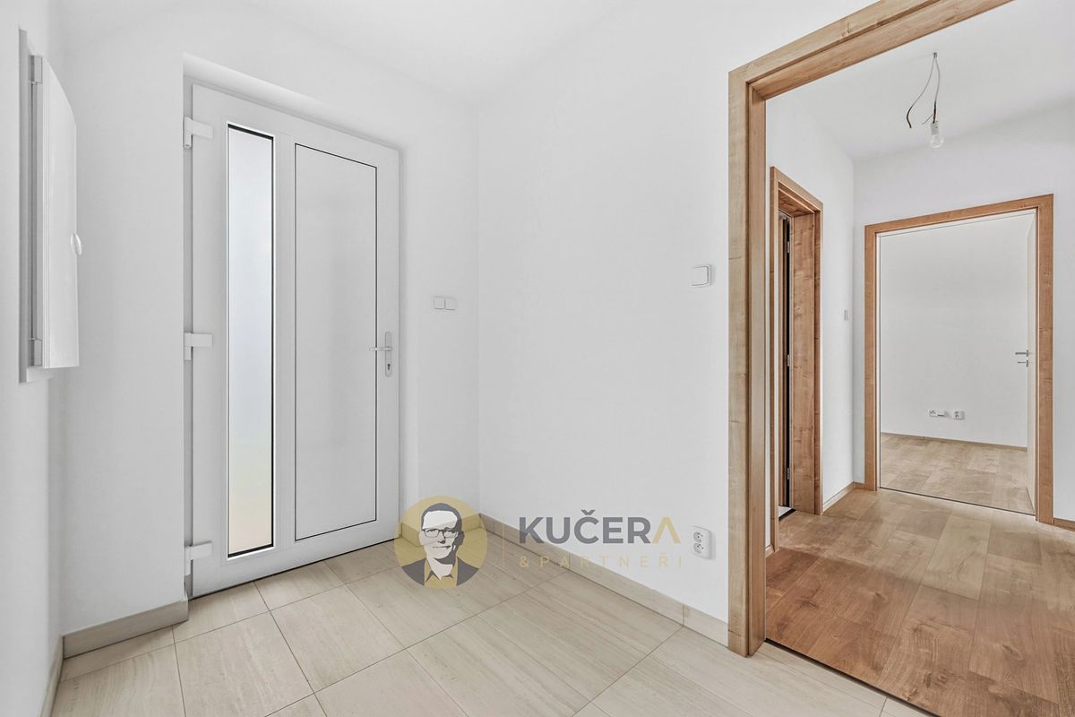 Prodej rodinného domu 145 m², pozemek 600 m² – fotografie 3