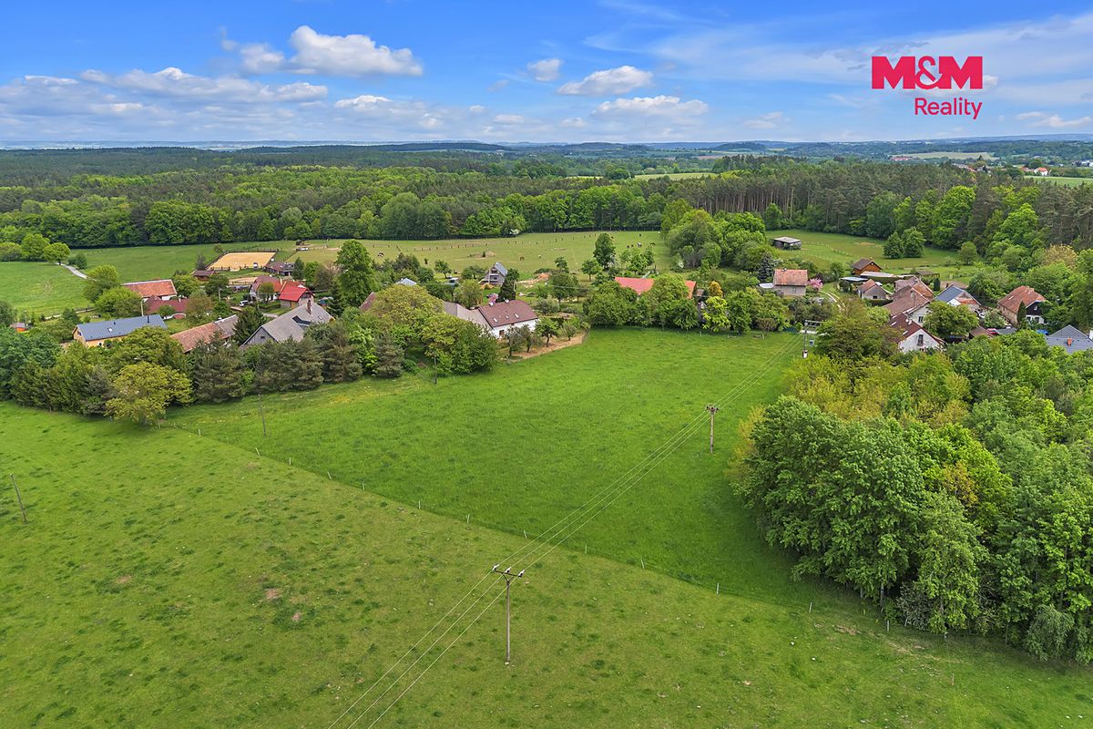 Prodej stavebního pozemku 5738 m² – fotografie 2