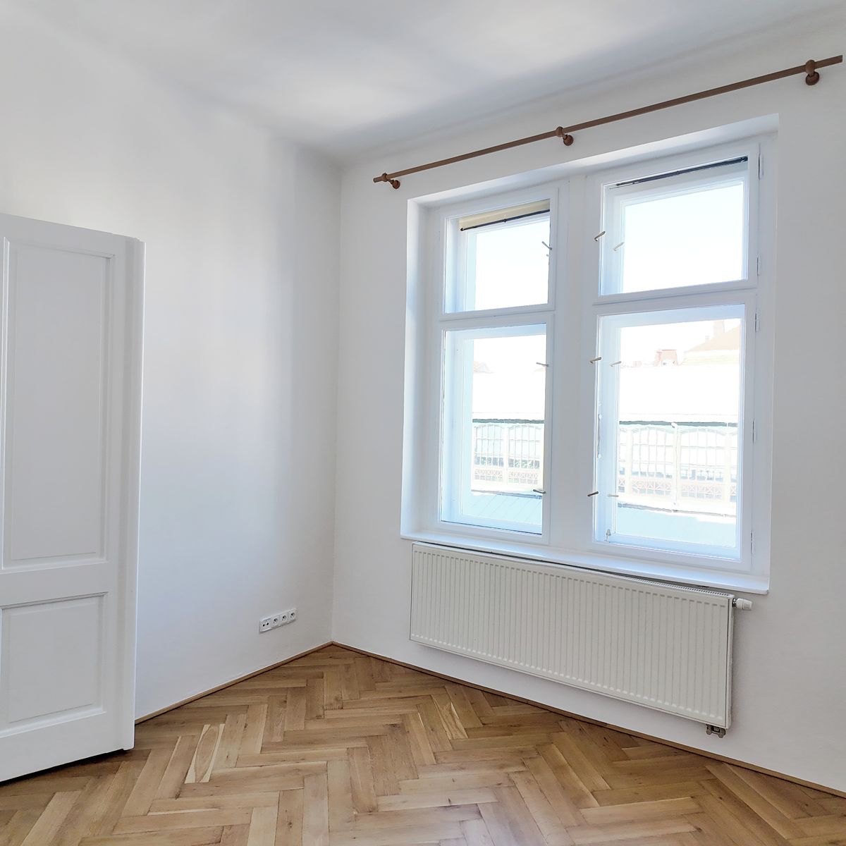 Pronájem bytu 3+kk 85 m² – fotografie 4