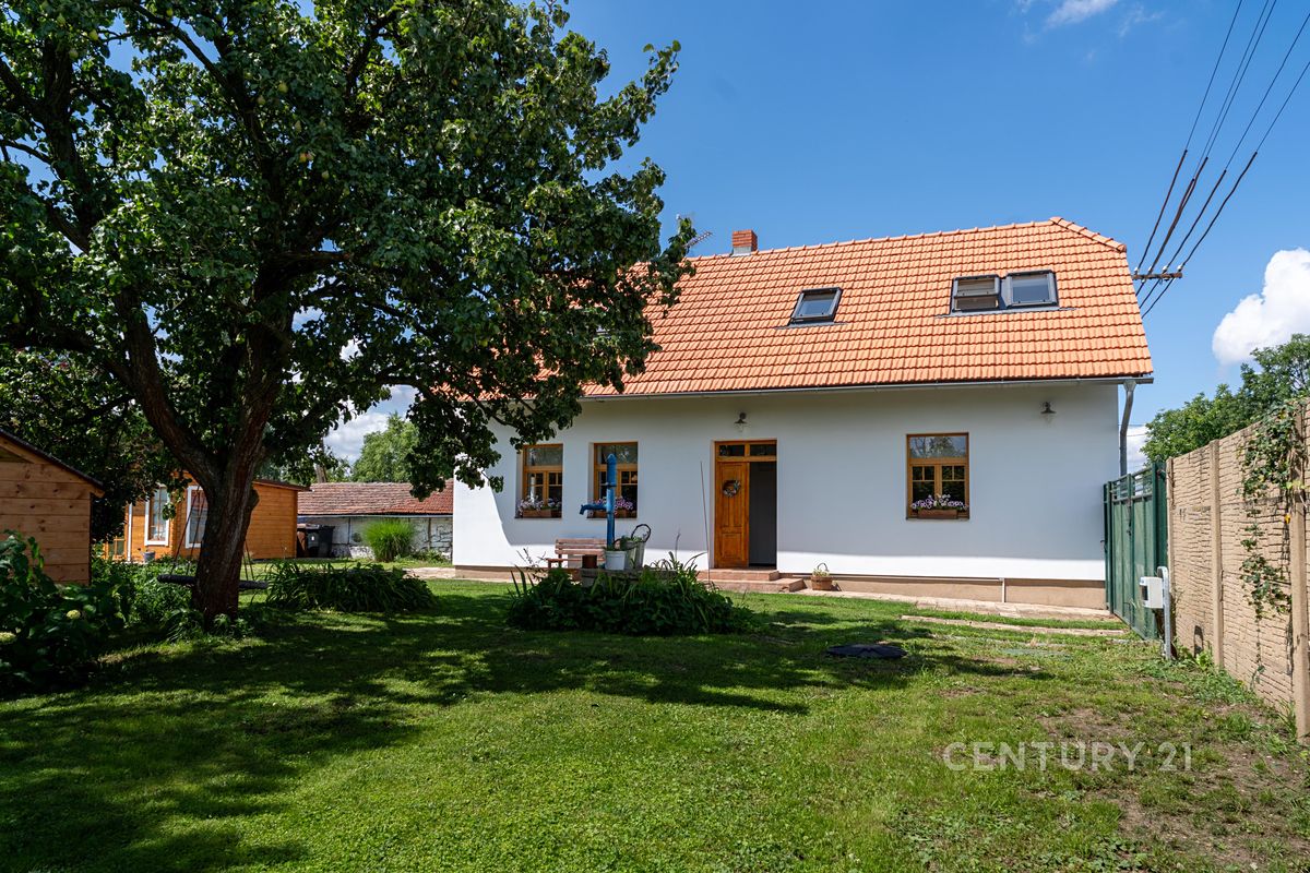 Prodej rodinného domu 106 m², pozemek 1030 m²