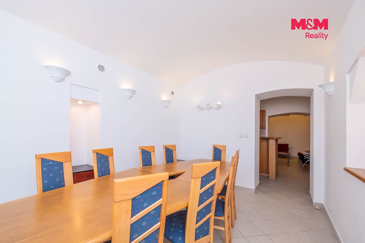 Pronájem kanceláře 61 m² – fotografie 2