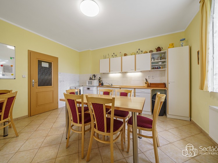 Haus zum Kauf, 180 m² (5 von 32)