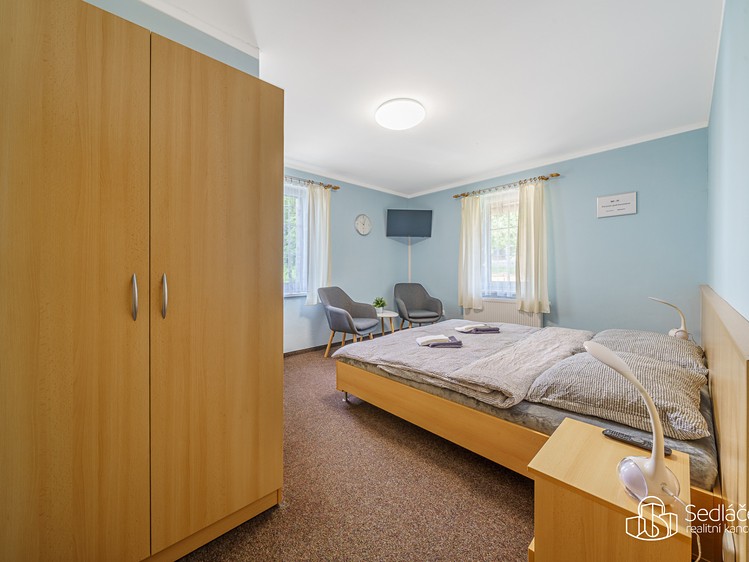 Prodej komerčního prostoru, 180 m² (18 z 32)