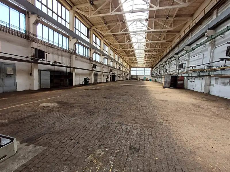 Pronájem skladového prostoru 1000 m², Vřesová – náhled fotky 1