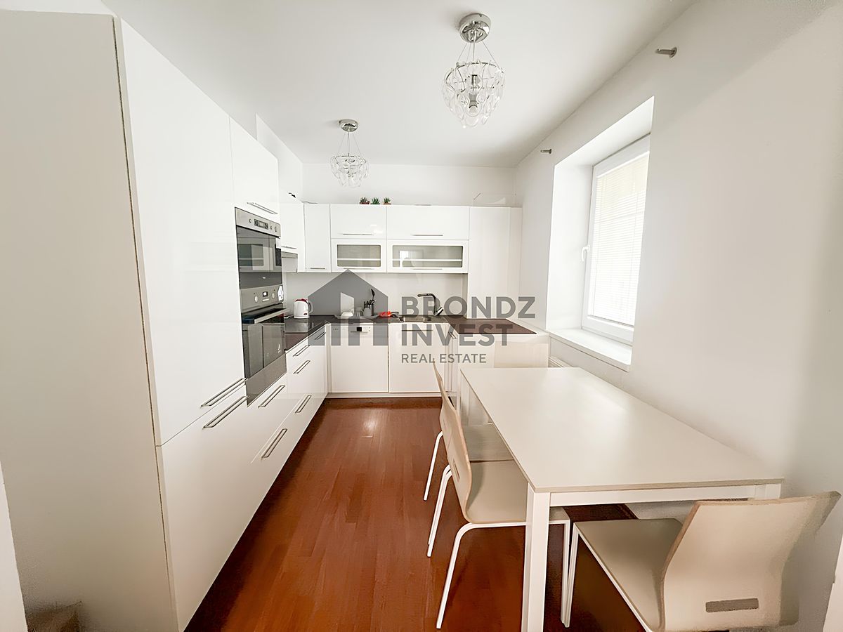 Pronájem bytu 2+kk 62 m²