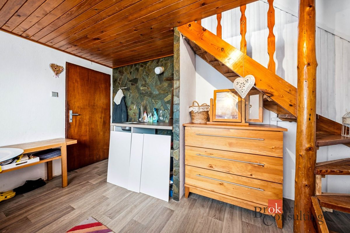 Prodej chaty 32 m², pozemek 381 m² – fotografie 5