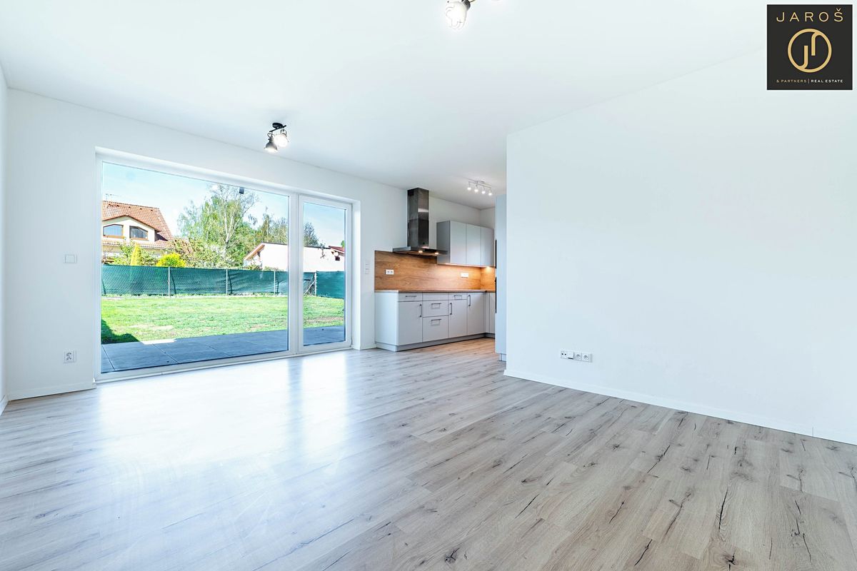 Prodej rodinného domu 93 m², pozemek 500 m² – fotografie 3