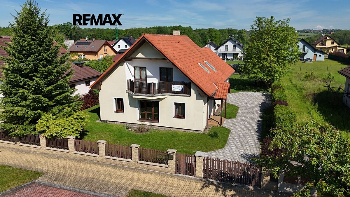 Prodej rodinného domu 190 m², pozemek 1112 m²