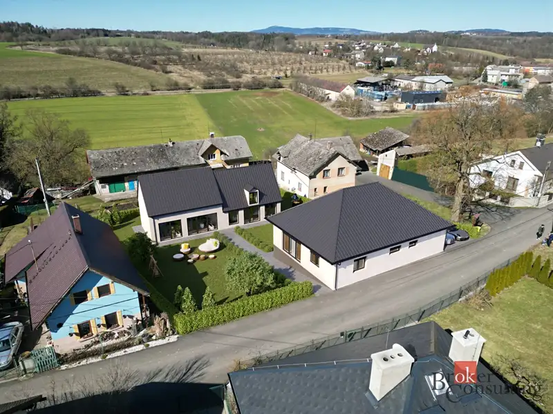 Prodej rodinného domu 120 m², pozemek 1066 m², Svijanský Újezd – náhled fotky 3