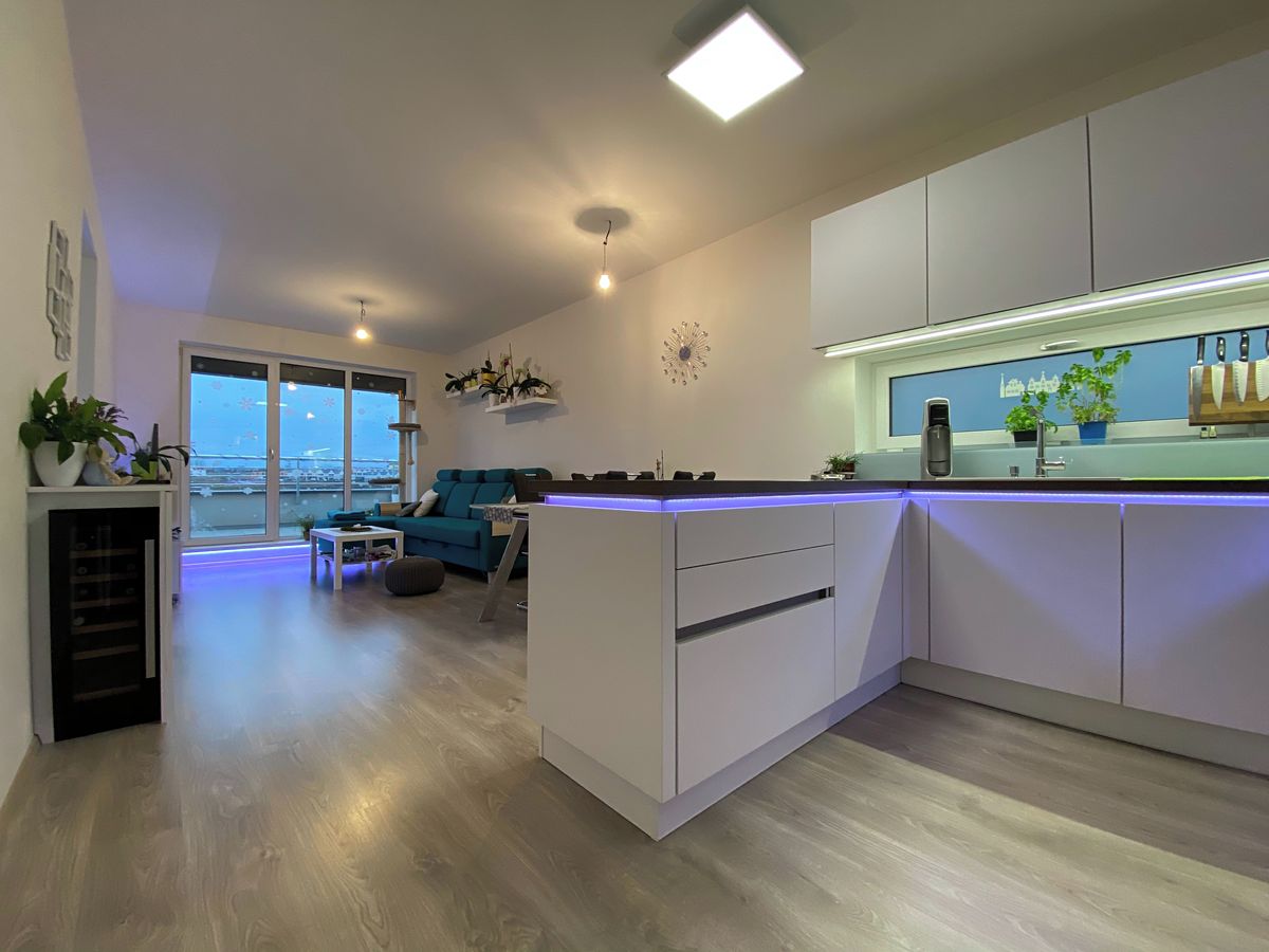 Pronájem bytu 3+kk 90 m²