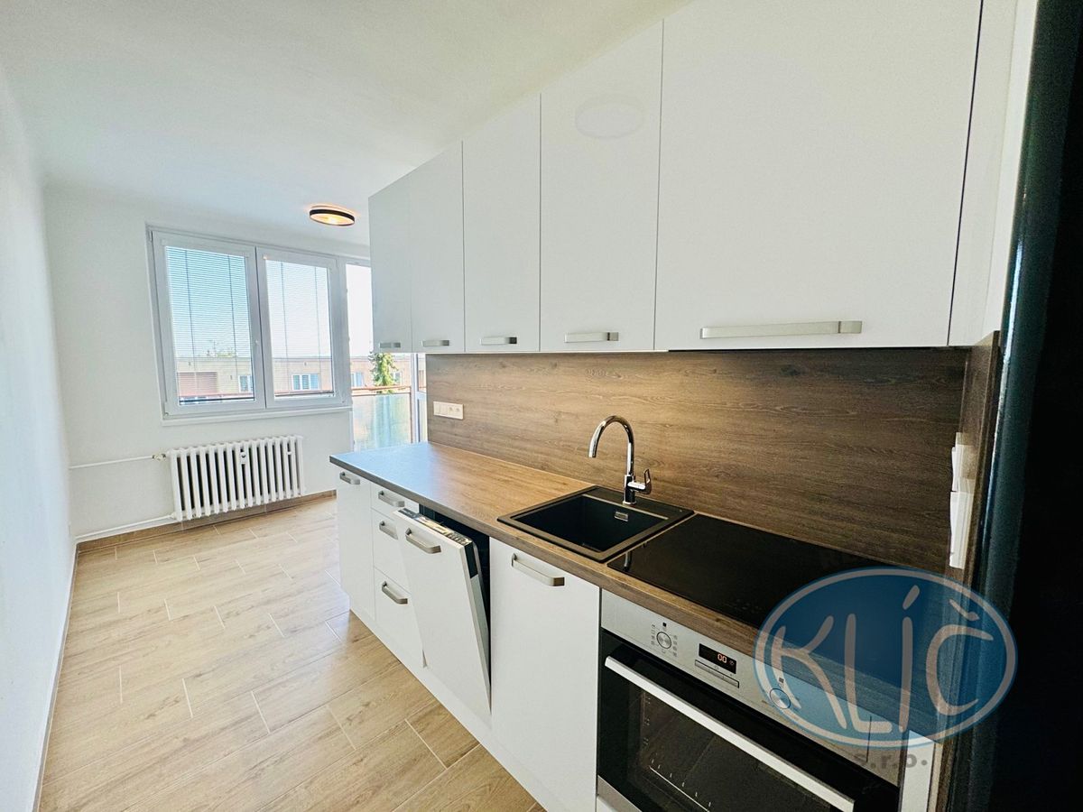 Pronájem bytu 2+1 64 m² – fotografie 4