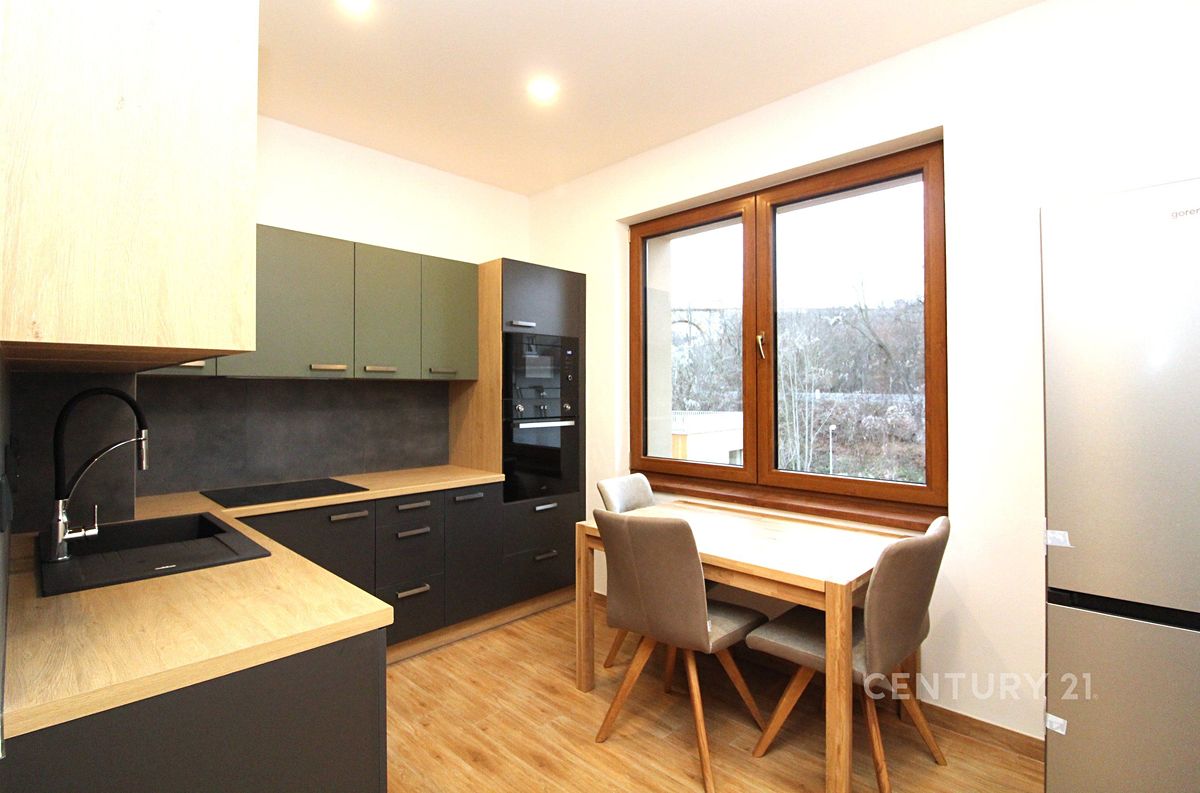 Pronájem bytu 1+1 35 m²