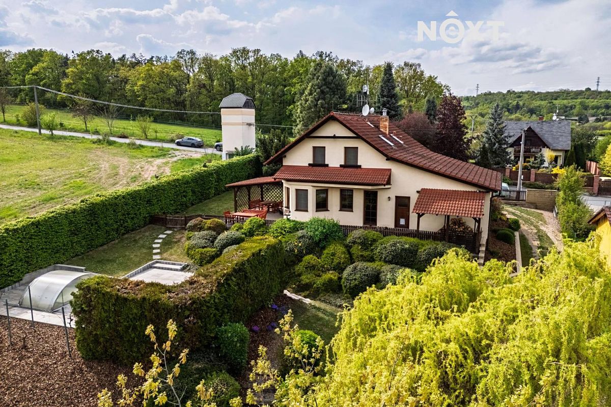 Prodej rodinného domu 165 m², pozemek 1164 m² – fotografie 4