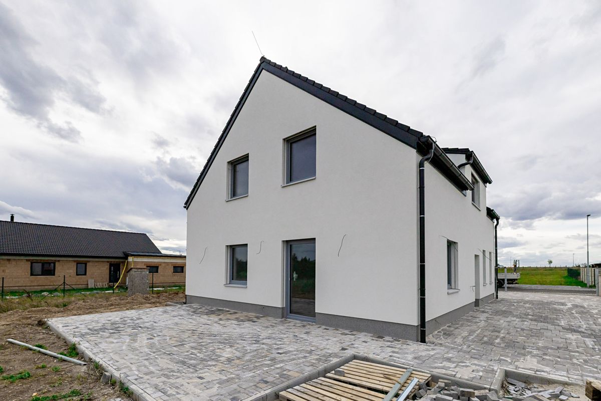 Prodej rodinného domu 165 m², pozemek 1012 m² – fotografie 5