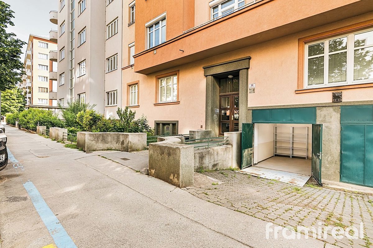 Prodej garáže 18 m² – fotografie 2