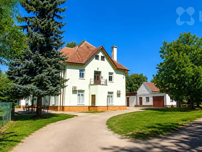 Pronájem ubytovacího zařízení 843 m², Ostrožská Nová Ves – náhled fotky 2