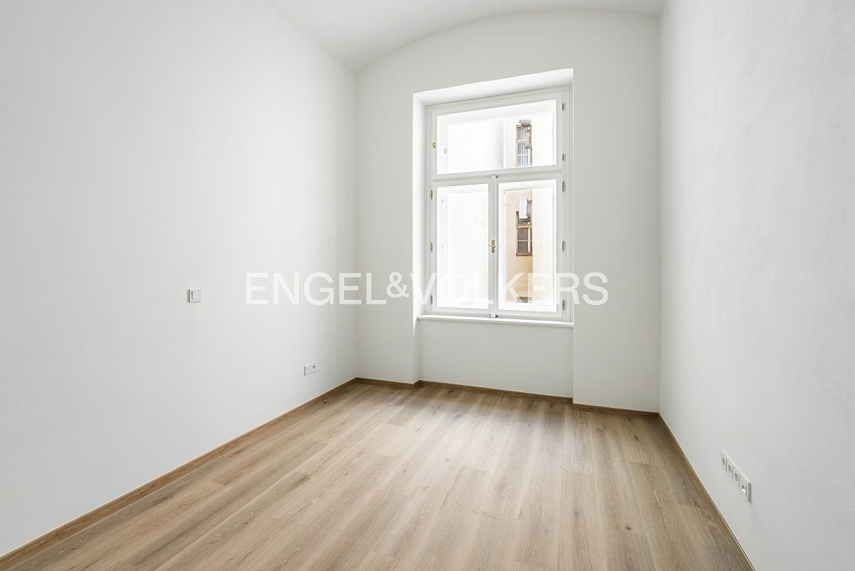 Pronájem bytu 3+kk 69 m² – fotografie 3