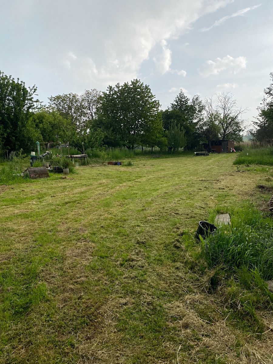 Prodej stavebního pozemku 2135 m², Církvice – fotka 1 z 3