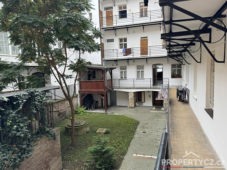 Комерційне приміщення на продаж, 143 м² (45 з 59)