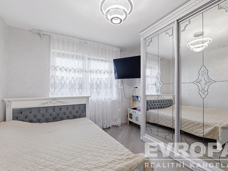 Будинок на продаж, 227 м² (6 з 24)