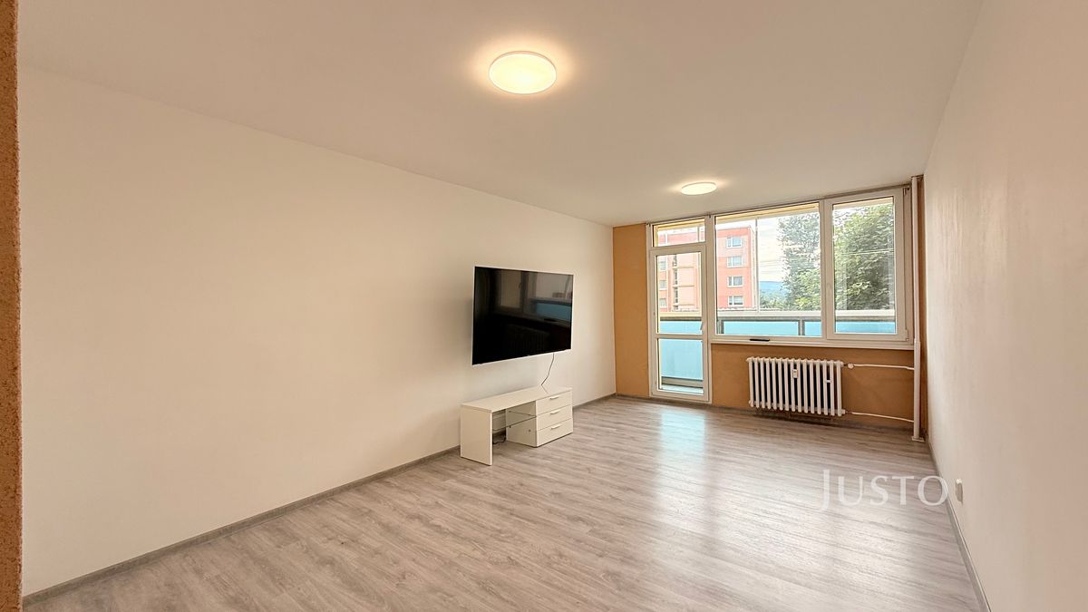 Pronájem bytu 1+1 34 m² – fotografie 2