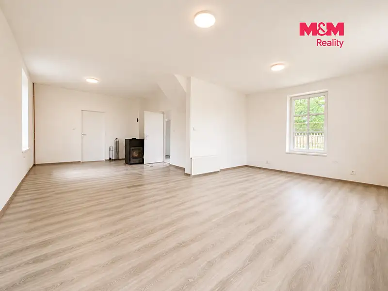 Prodej rodinného domu 124 m², pozemek 858 m², Staňkovice – náhled fotky 2