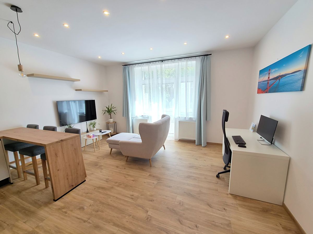Pronájem bytu 2+kk 49 m²
