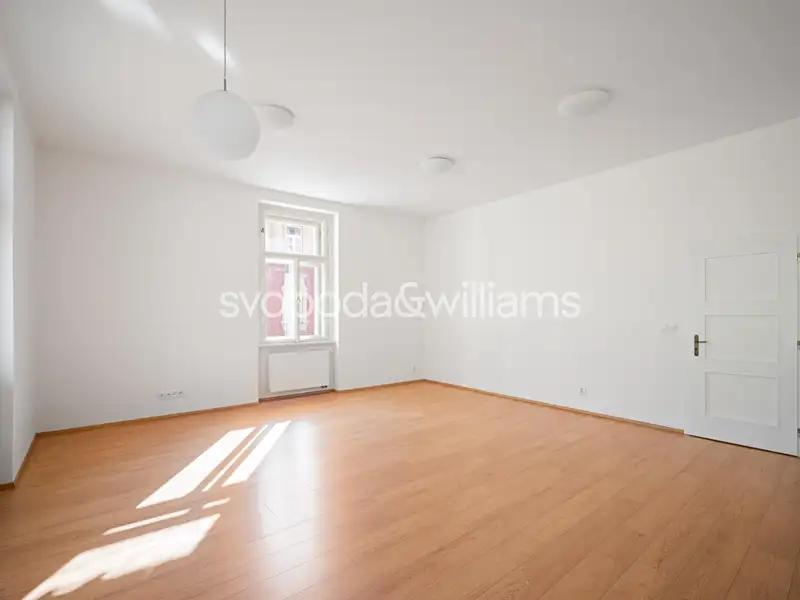 Prodej bytu 2+kk 74 m², Praha – náhled fotky 2