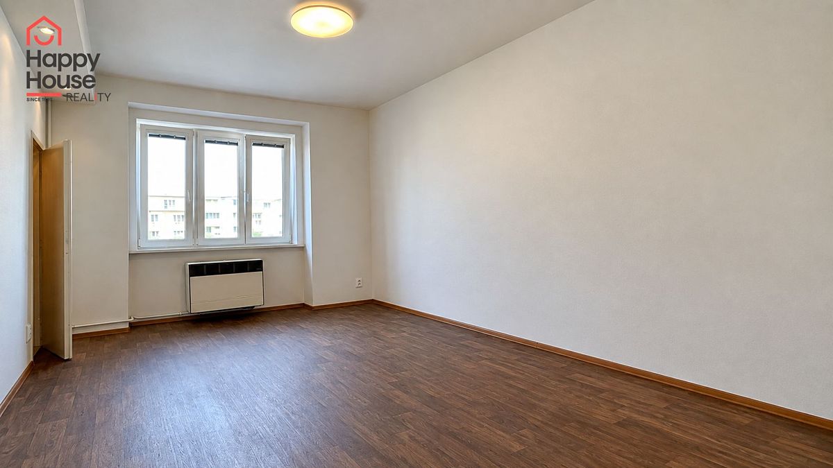 Pronájem bytu 2+kk 45 m² – fotografie 3