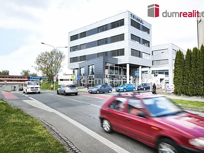 Pronájem kanceláře 20 m², Uherské Hradiště – náhled fotky 3