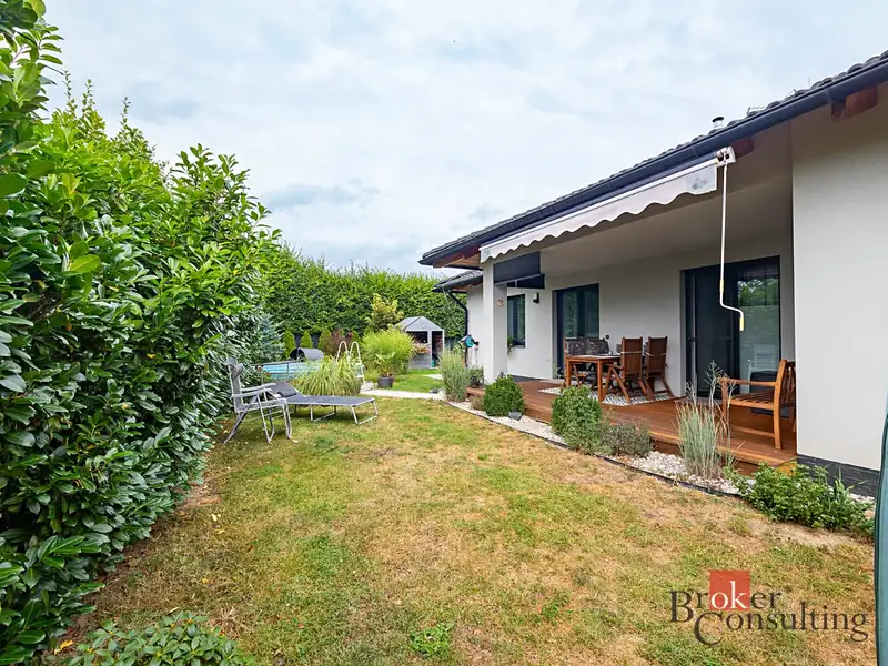 Prodej rodinného domu 163 m², pozemek 871 m², Horoušany – náhled fotky 3