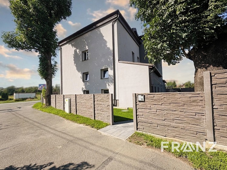 Pronájem bytu 2+1, 75 m² (19 z 21)