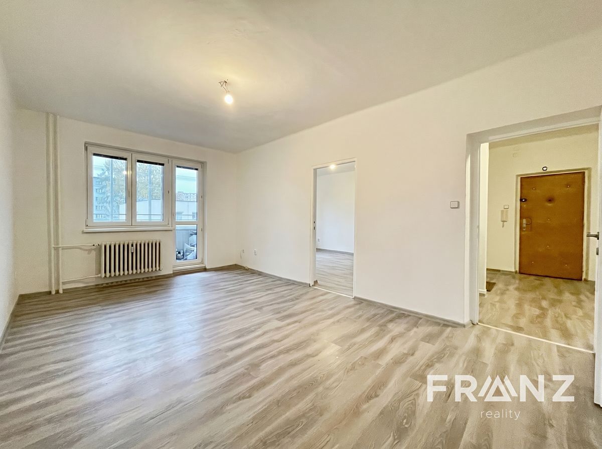 Pronájem bytu 3+1 71 m² – fotografie 3