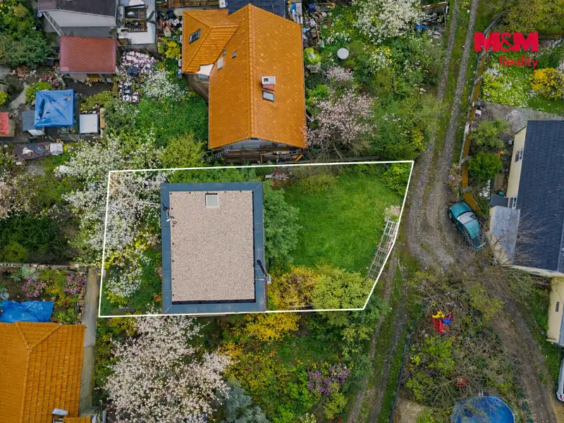 Prodej stavebního pozemku 265 m², Praha – náhled fotky 2
