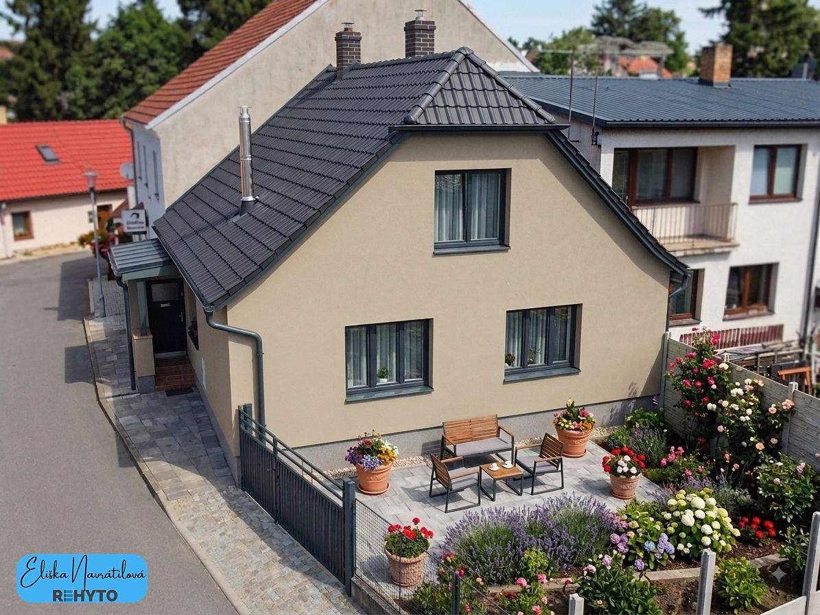 Prodej rodinného domu 113 m², pozemek 178 m² – fotografie 2
