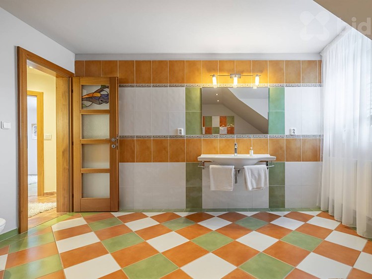 Prodej domu, 195 m² (18 z 25)