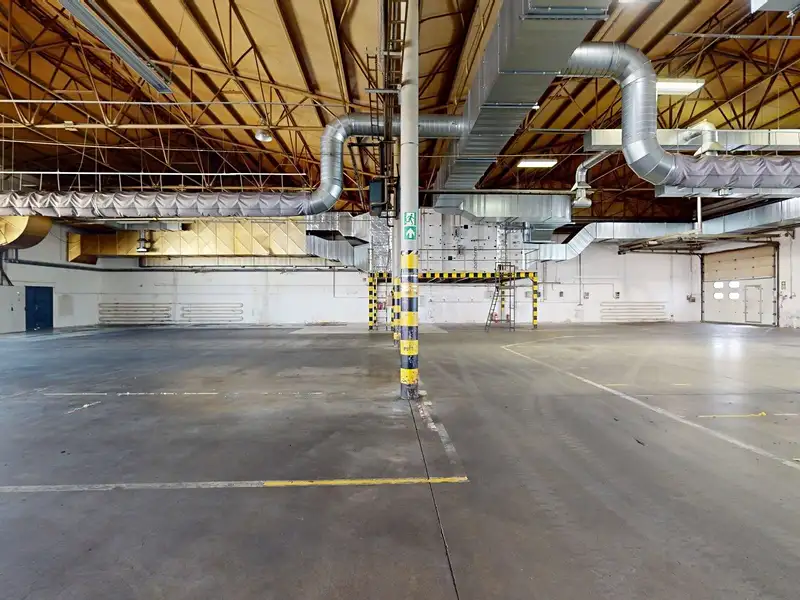 Pronájem skladového prostoru 2586 m², Hradec Králové – náhled fotky 3