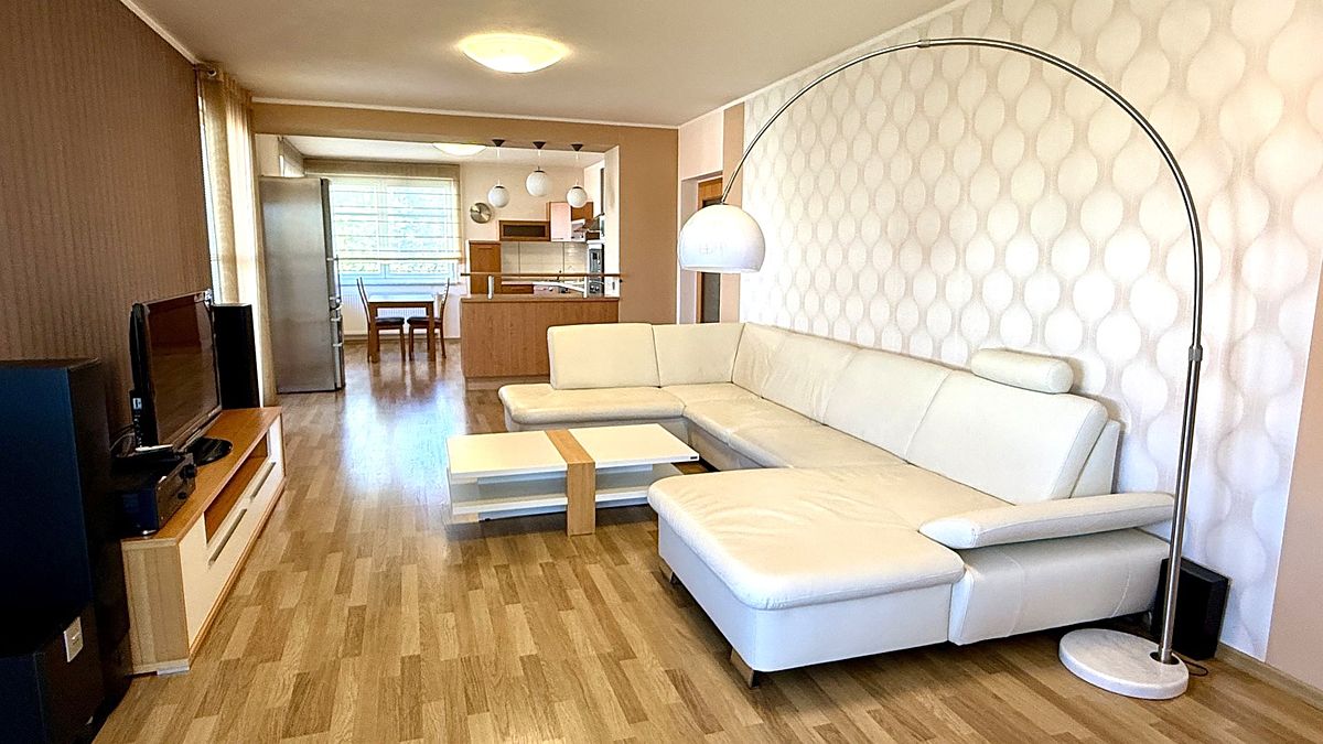 Pronájem bytu 4+kk 130 m²