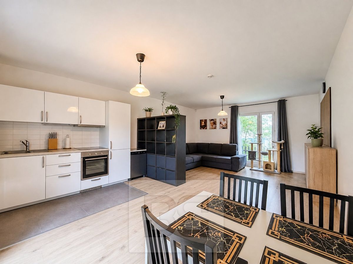 Pronájem bytu 2+kk 64 m²