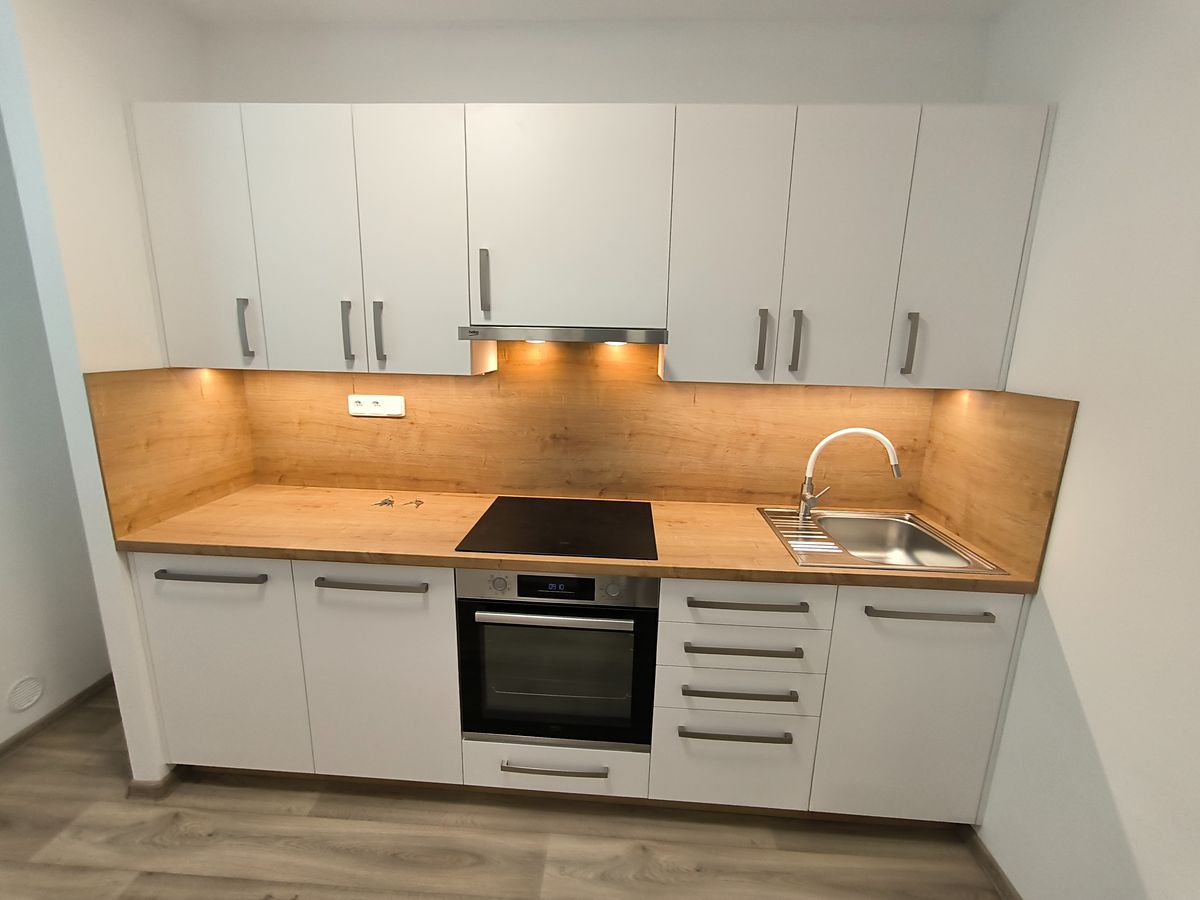 Pronájem bytu 1+1 32 m²