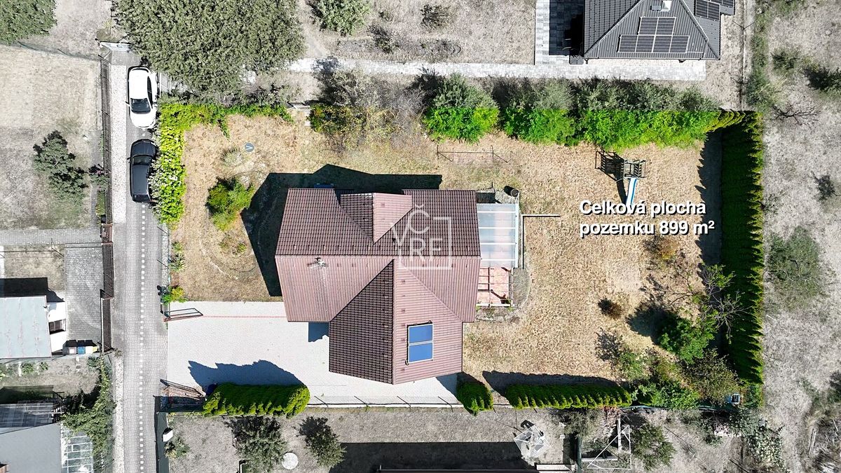 Prodej rodinného domu 175 m², pozemek 889 m² – fotografie 5