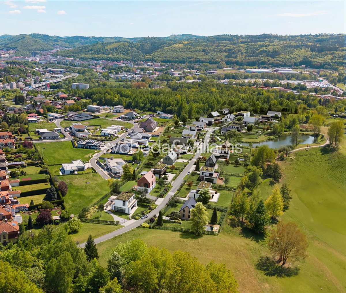Prodej stavebního pozemku 1167 m² – fotografie 2