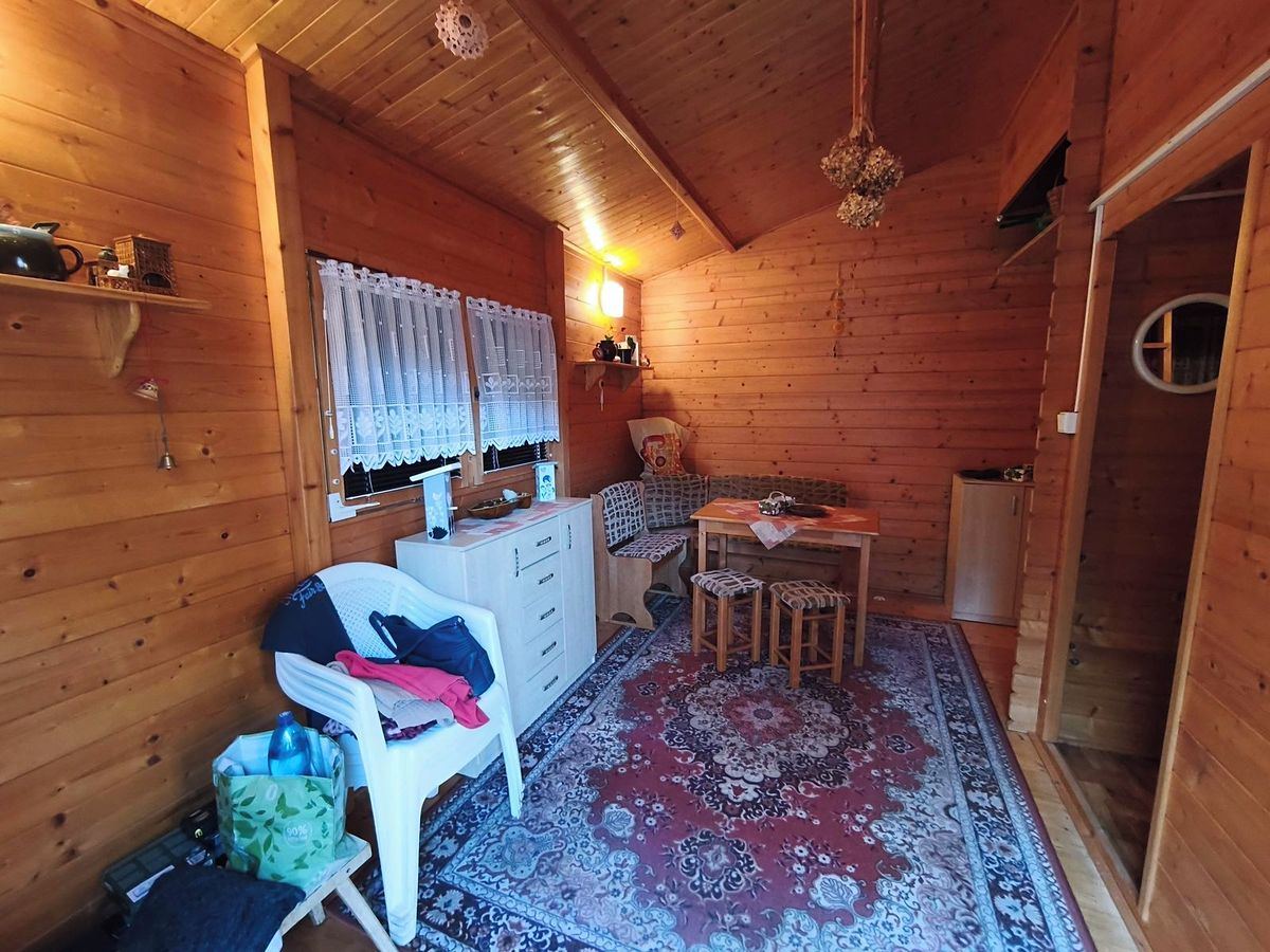 Prodej chaty 20 m², pozemek 23 m² – fotografie 5