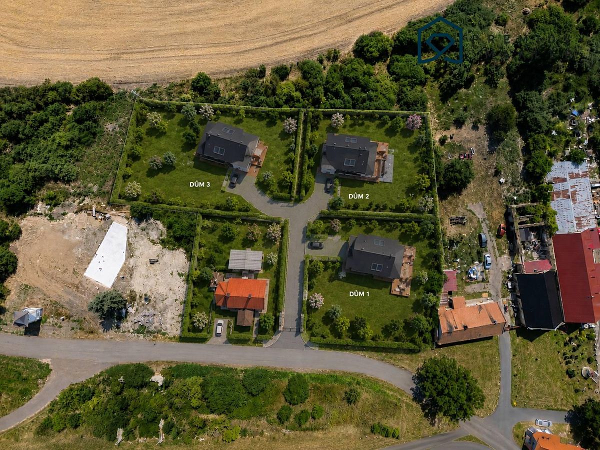 Prodej stavebního pozemku 4483 m²