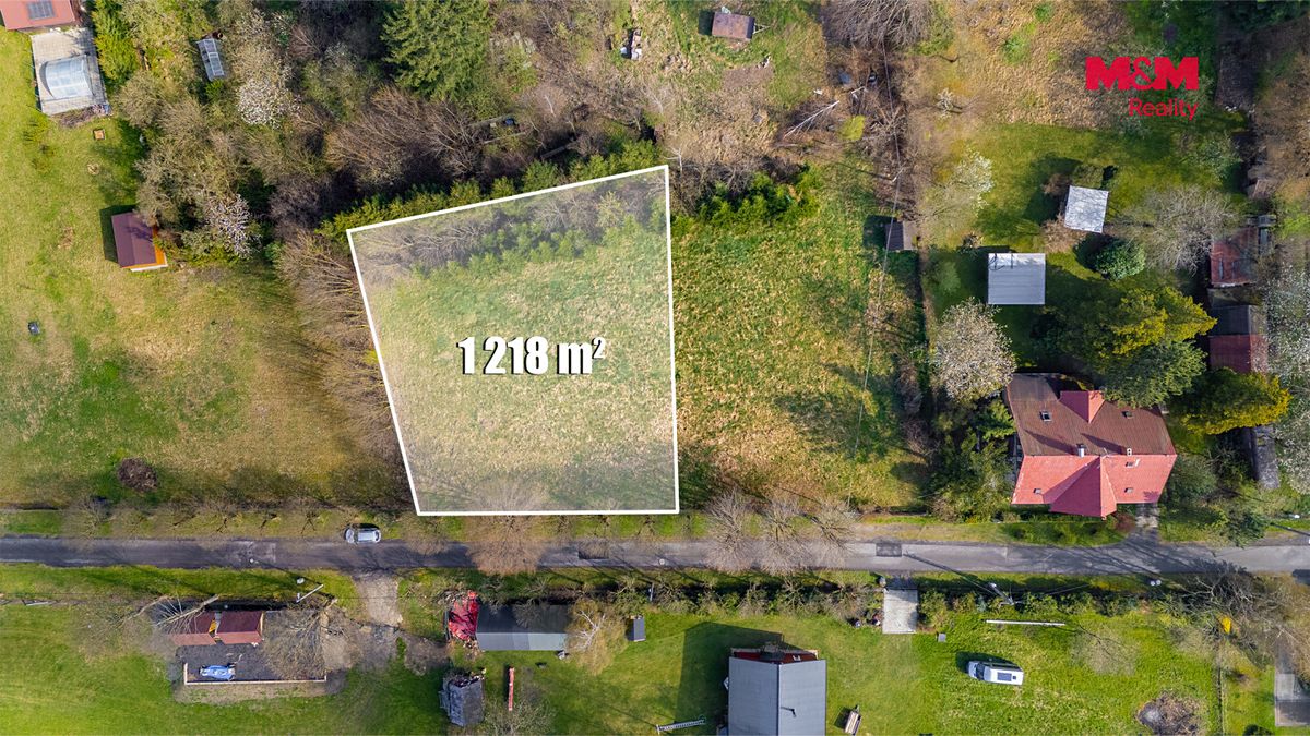 Prodej stavebního pozemku 1218 m² – fotografie 2