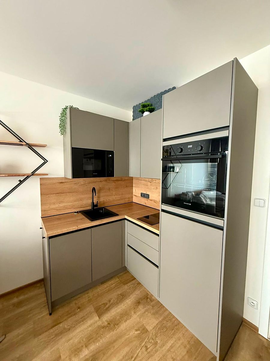 Pronájem bytu 1+kk 33 m²