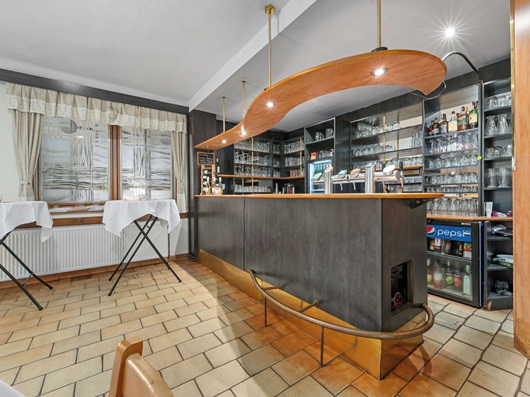 Gewerbefläche zum Kauf, 827 m² (3 von 31)